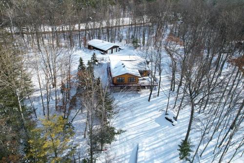 Danbury House | Snowmobile, Ice Fish & Explore! Lang Lake Cabin