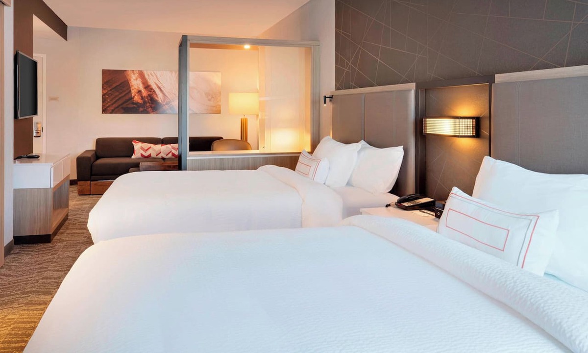 Hampton Hotel | SpringHill Suites by Marriott Hampton Portsmouth