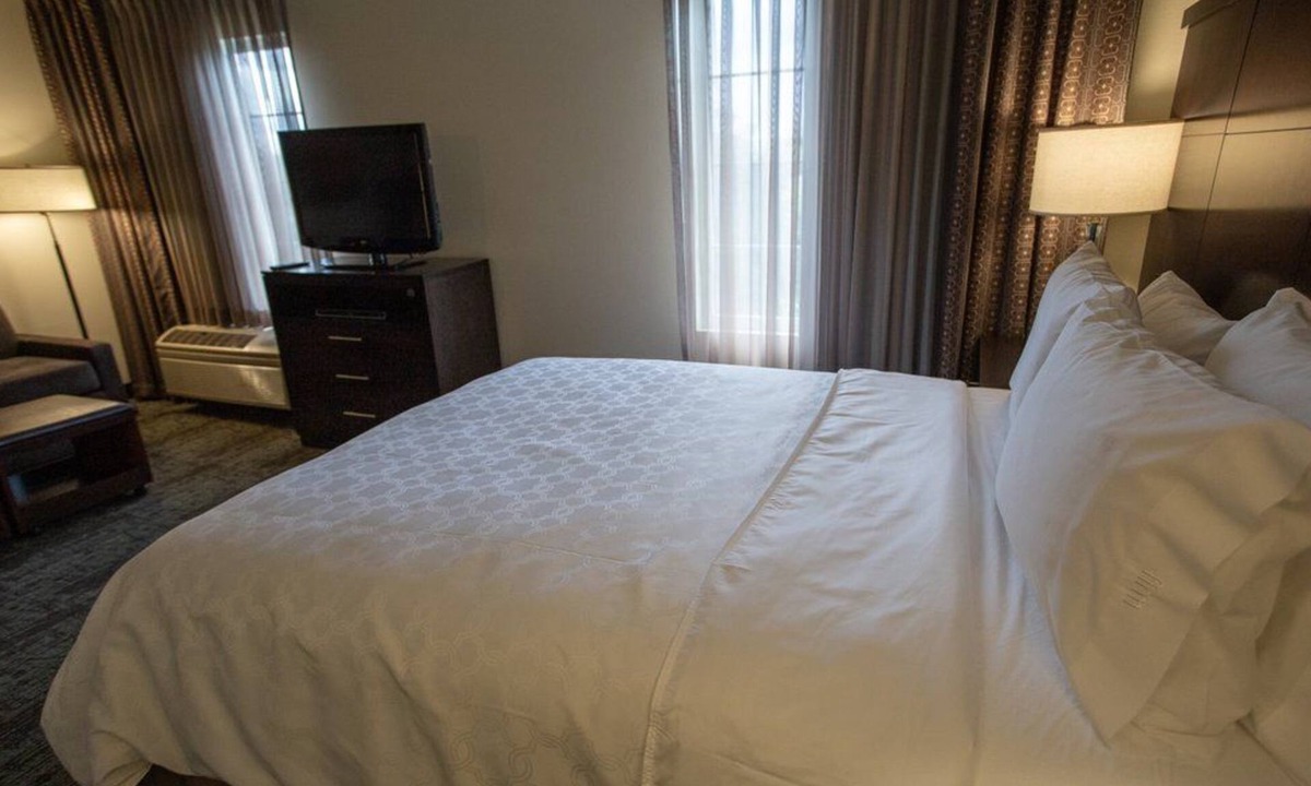 Milpitas Apartment | Studio Suite w/Full Kitchen in Silicon Valley