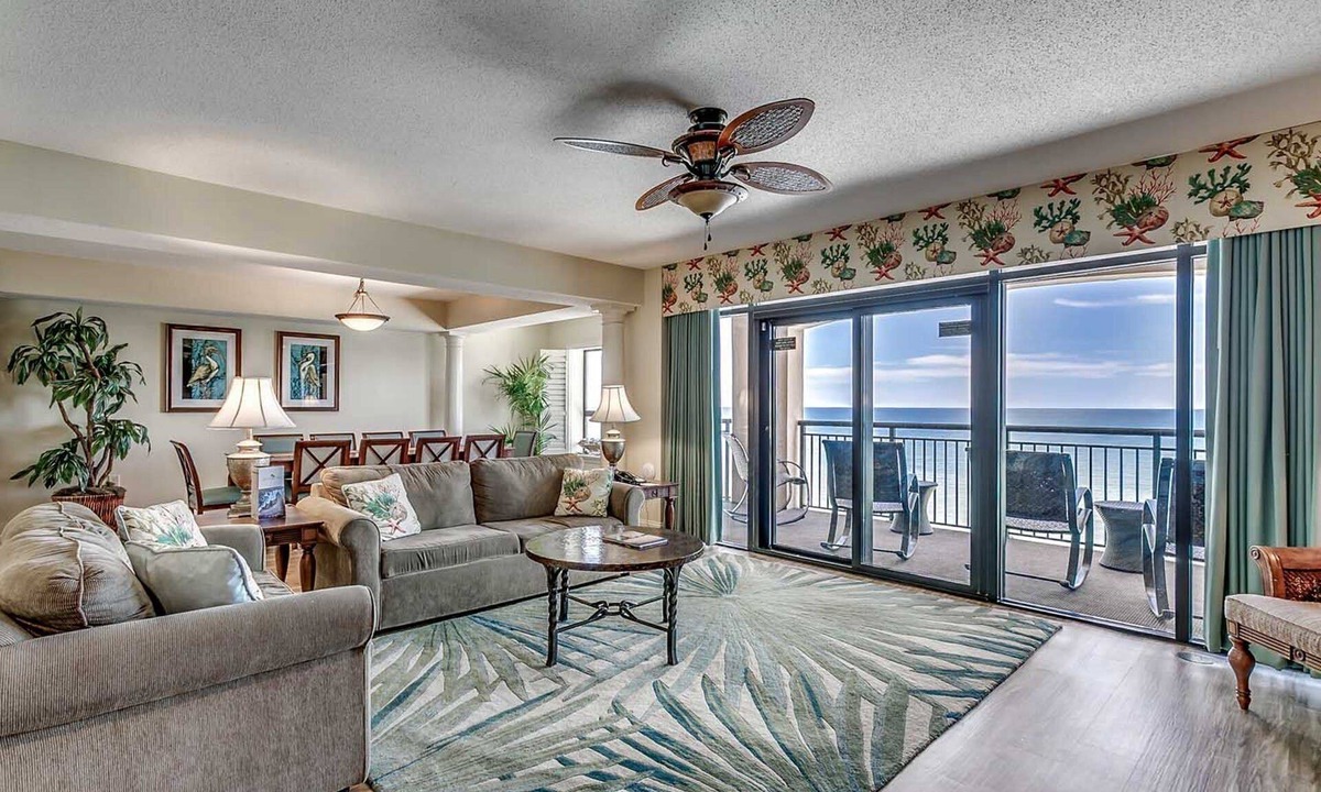 Myrtle Beach Condo | Stunning 4Bdrm Oceanfront Condo: Spacious, Amazing Pools and Amenities