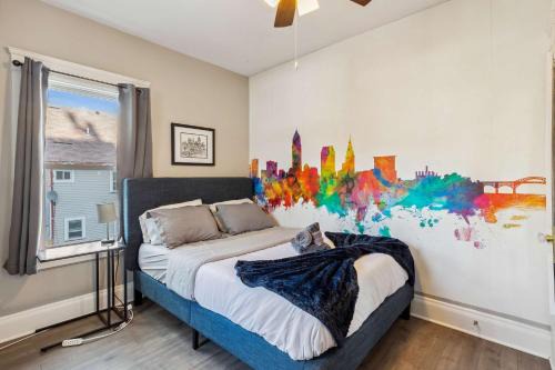 Lakewood Apartment | Stylish Lakewood Apartment - Free Parking & Wi-Fi