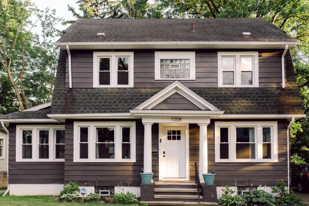 Highland Square House | The 1920’s Dutch Colonial - Highland Square