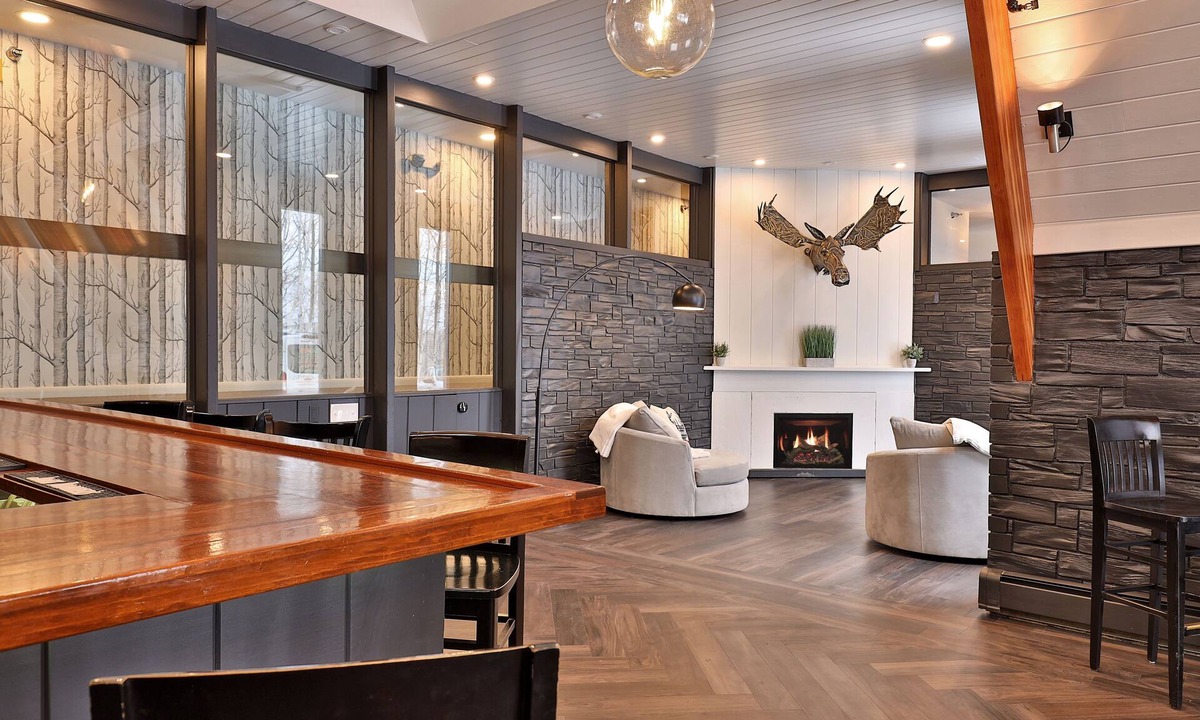 Killington Cabin | The Birch Ridge: 3 Private Guest Rooms w/ensuite bathrooms, WiFI & great shared spaces! Block B