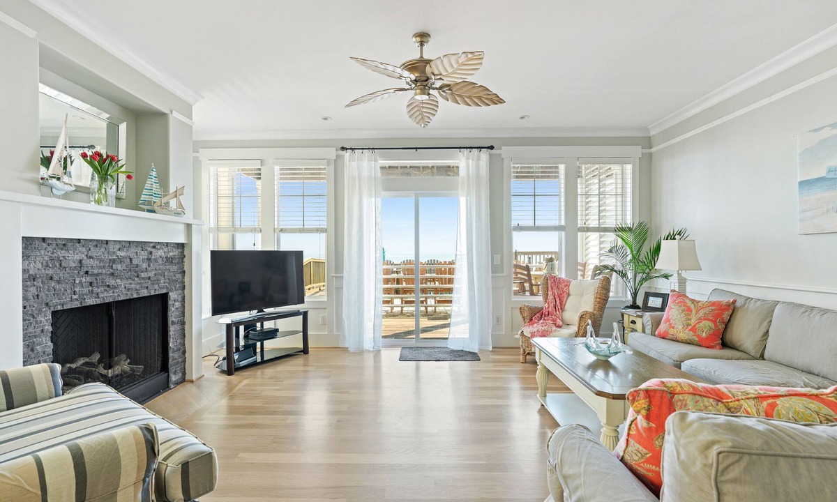 Carolina Beach House | The Original Lulla-by the Sea Amazing Oceanfront Beach House W/Pool and Elevator