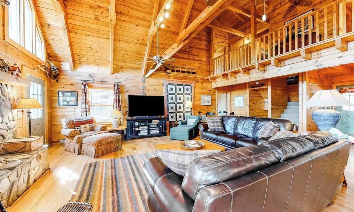 Sylva House | Timbering Lodge
