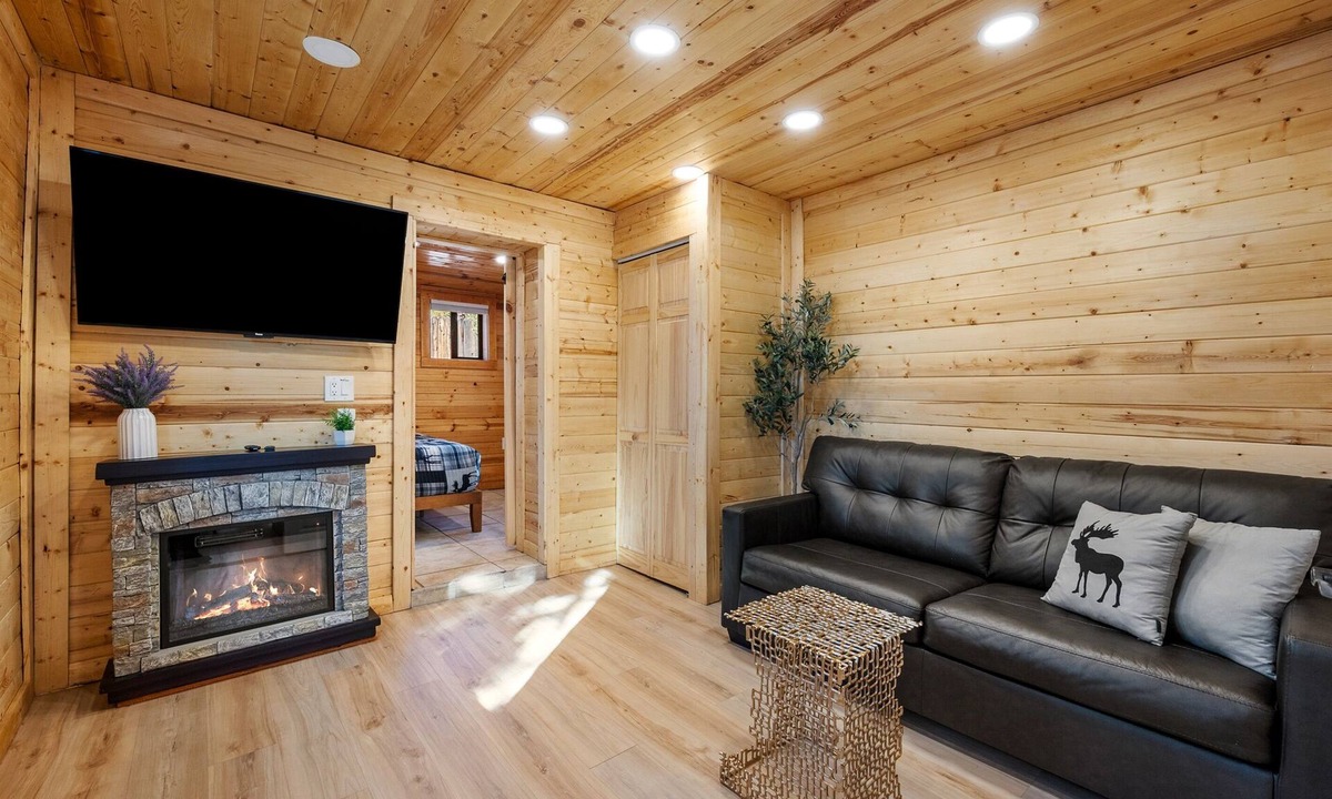 Williams Cabin | Tiny Elk Cabin - 1BR Wilderness Retreat Near Grand Canyon w/Outdoor Fireplace