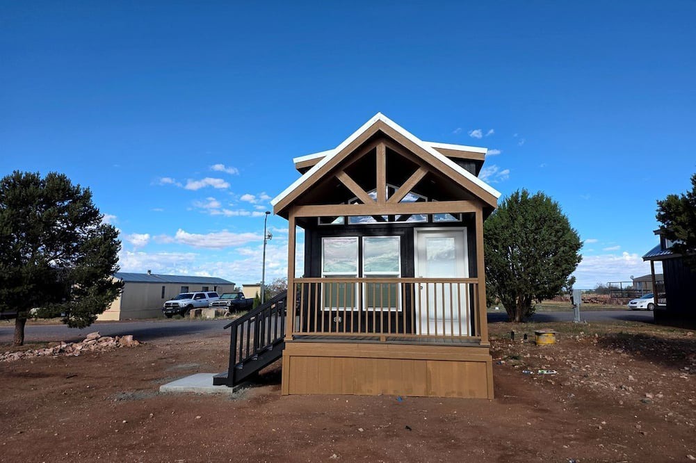 Valle Cabin | Tranquil Chalet Escape with Loft & Panoramic Sky Views in Williams, Arizona
