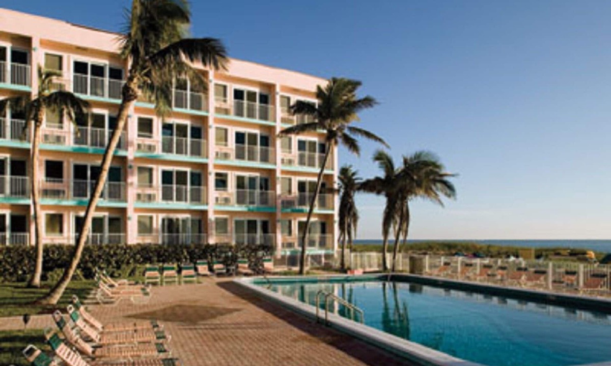 Pompano Beach Resort | You will keep coming back for more!