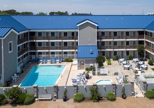 1BR 1BA North Ocean City condo is close to popular restaurants, the movie theater, and family activities