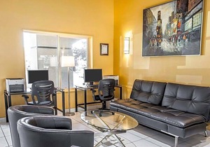 2-Star Hotel ∙ Quality Inn Grand Suites Bellingham