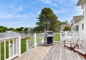 Bear Trap Dunes townhouse w/pool, gym, free WiFi, and shared sauna