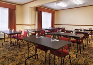 Country Inn & Suites by Radisson Macedonia OH