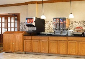 Country Inn & Suites by Radisson Macedonia OH