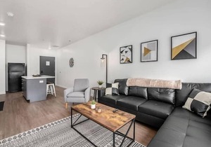 Perfect Central Location - Fast Wifi - Comfy Beds