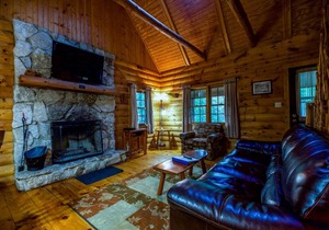 Pioneer - Hocking Hills Cabin