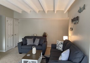 Summer Specials! Beautiful 2 Bedroom Condo at Beach in North OCMD!