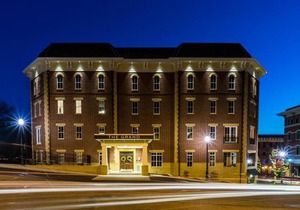 The Mount Vernon Grand Hotel