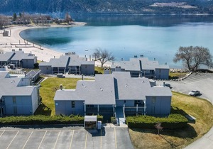 Yacinde G5 Poolside Condo with Loft, Sleeps 4