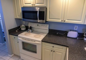 Your Relaxing Getaway Awaits! Kitchenette, Outdoor Pool, Children's Playground