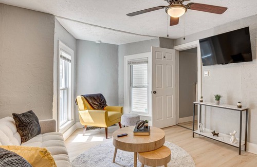 Downtown Akron House | 106 m² House ∙ 3 bedrooms ∙ 6 guests