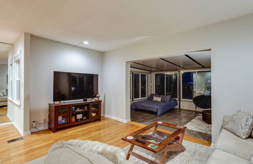 Mount Auburn House | 125 m² House ∙ 2 bedrooms ∙ 8 guests