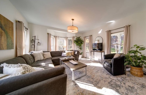 Peninsula House | 192 m² House ∙ 5 bedrooms ∙ 10 guests