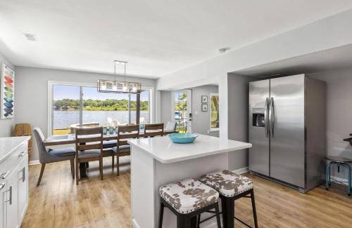 Portage Lakes House | 223 m² House ∙ 4 bedrooms ∙ 9 guests