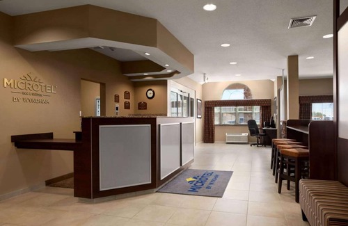 Barton Hotel | 50 m² Hotel ∙ 127 guests