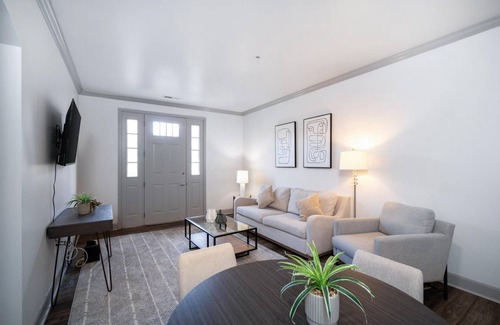 Corryville Apartment | 97 m² Apartment ∙ 2 bedrooms ∙ 4 guests