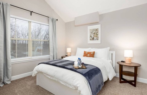 Westerville Apartment | Apartment ∙ 2 bedrooms ∙ 4 guests