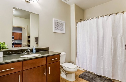 Scioto Mile Apartment | Convenient Downtown Apartment. You’ll love it here