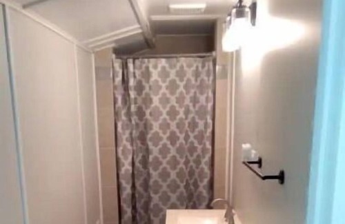 Kamm's Corners Apartment | Cute studio apartment in Clevelands safest area.