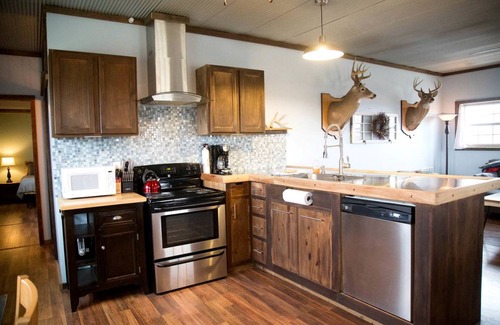 McConnelsville House | House ∙ 2 bedrooms ∙ 7 guests