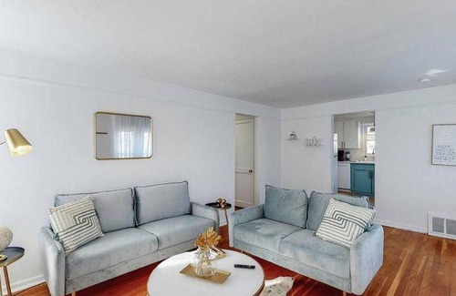 Canton House | House ∙ 3 bedrooms ∙ 6 guests