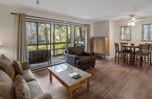 West Beach Village Condo | 1415 West Beach: Close to Beach, Pet-Friendly, Beach Gear/Bike Credit