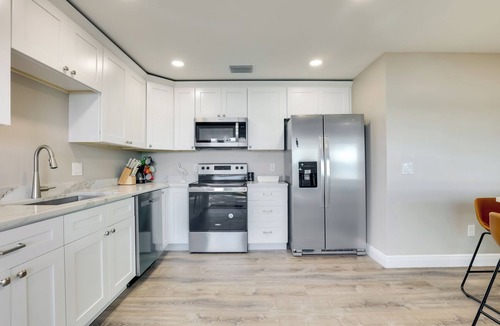 Orient Park House | 16 Mi to Manatee Viewing! Spacious Tampa Retreat