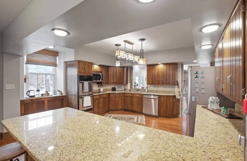 Heath Other | 1800's Totally restored Estate w/5 bedrooms, pool, hot tub, and pickle ball!