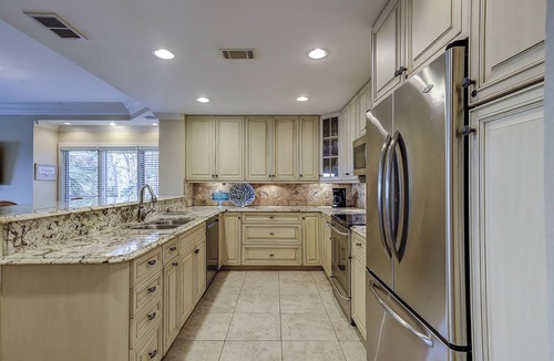 South Beach Condo | 1855 Beachside Tennis - Gorgeous Views of Calibogue Sound!