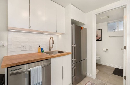 North Queen Anne House | 1BDR Lux Queen Anne | Sleeps 4