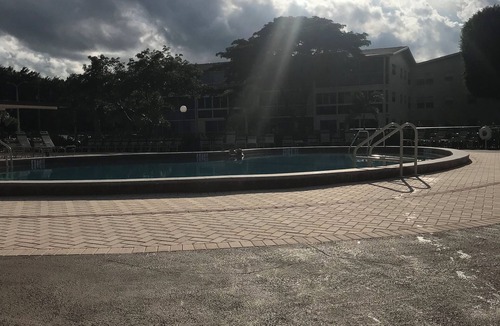Hamptons at Boca Raton Condo | 2-bedroom condo in Boca Raton with pool, clubhouse fitness, manned gate