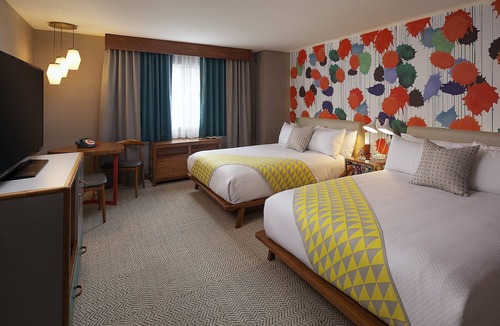 Venice Hotel | 2 Better-than-Basic 2 Queen at The Kinney Venice Beach!