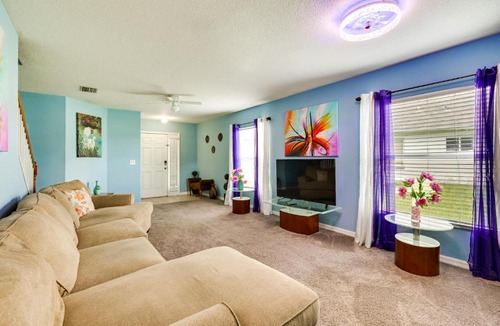 Wesley Chapel South House | 2 Mi to Epperson Lagoon: Home w/Private Yard