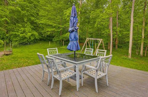 Warsaw House | 2 Mi to Woodbury Wildlife Area Cozy Farmhouse!