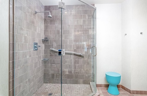 Carlsbad Village Hotel | 2 Units, Ocean Front 2 Queen at Beach Terrace, Outdoor Pool