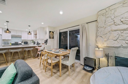 Westminster House | 20 min to Disneyland, 7 min to Bella Terra Spacious Family Home Near All the Fun