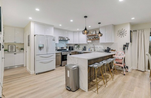 Westminster House | 20 min to Disneyland, 7 min to Bella Terra Spacious Family Home Near All the Fun