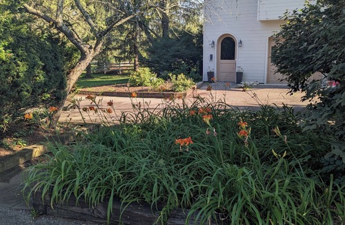 Granville Apartment | 3-bedroom apartment in charming Granville less than 1 mile from Denison