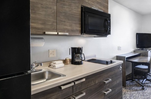Jonesboro Hotel | 4 Accommodations in Jonesboro near Centennial Bank Stadium | Free Parking!