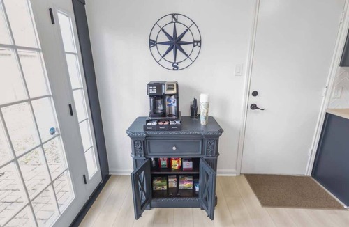 George Bush Park/Eldridge House | 4 Queen Beds + Fire Pit | Energy Corridor