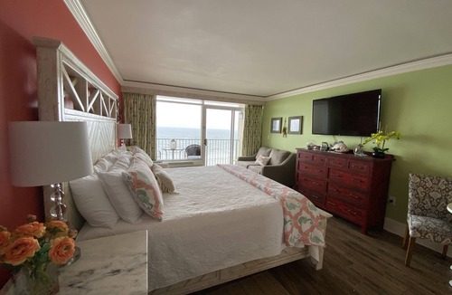Myrtle Beach Condo | A SLICE OF PARADISE! - Direct Oceanfront condo